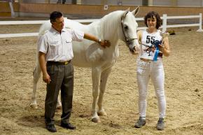 Shakira a rozhod ISG Rudolf Meindl z Rakouska